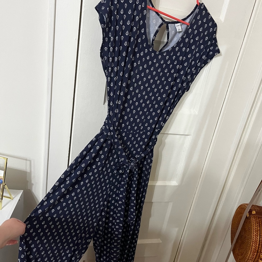 Size L navy jumpsuit